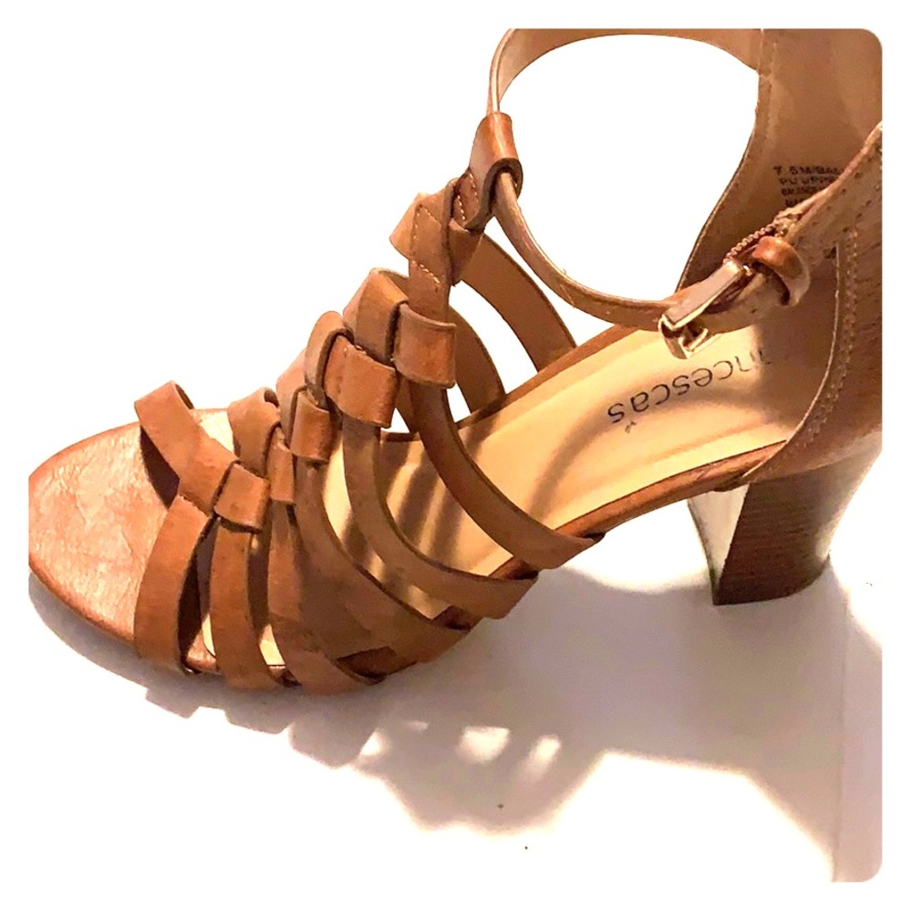 Francesca’s woven chunk heal sandals brown